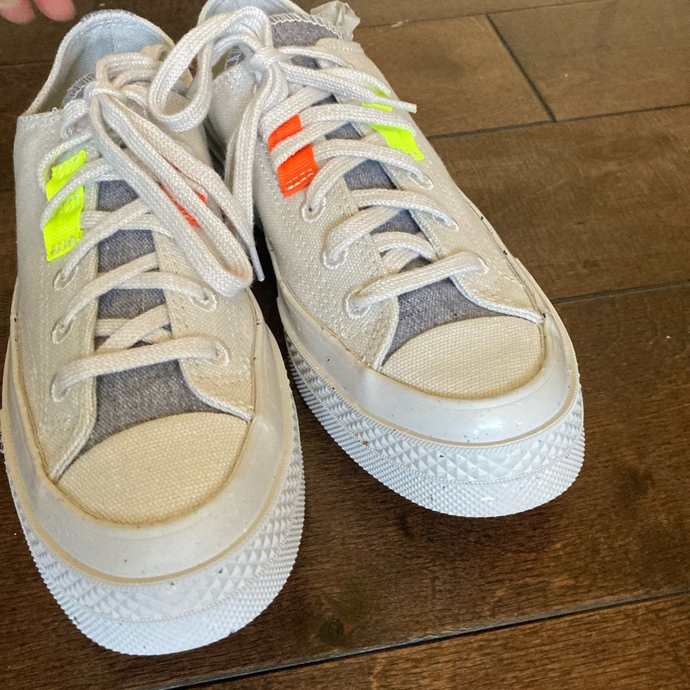 Converse 5.5